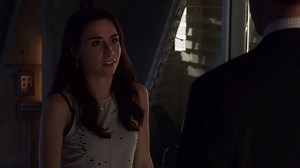 SNEAK PEEK: Why does everyone keep coming to Fisher for love advice? Are you ready for an ALL NEW Stitchers TONIGHT? | Stitchers