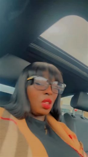 Tax Topic 152 just means your refund is being processed 👏🏾 It does NOT mean you’re being audited. It does NOT automatically mean something is wrong. It’s simply the IRS saying they are reviewing your return. Most refunds process within 21 days, but if you claimed credits like EITC or CTC, it can take a little longer. Now if your refund amount changes or you receive a letter — that’s different. That means they made an adjustment. Moral of the story? Report ALL income. Submit ALL documents. File