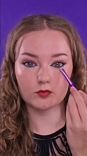 step-by-step vampire makeup tutorial 🖤 a halloween look that’s simple, sharp, and dramatic