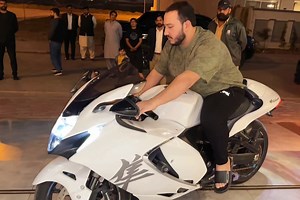 Gixer 🏍️, 2 2 Heavy bikes ki Ride 😁😁 | Daily Vlogging