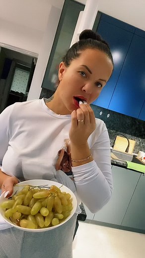 Empowered Women in the Kitchen: Exploring Culinary Skills