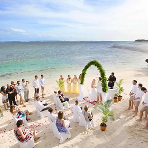 26 reactions | Say “I do” in paradise at our Fijian private island resort on the spectacular Coral Coast. | Shangri-La Yanuca Island, Fiji | Facebook