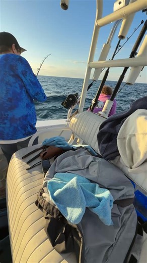 TRIPLE UP! TUNA TIME! | Out Cast Charters