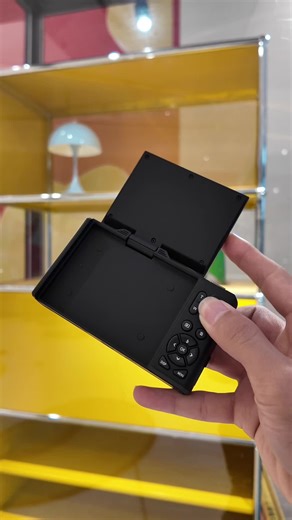 Ultimate Guide to Choosing a Digital Vlogging Camera