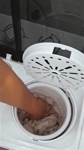 HOW TO USE A PORTABLE WASHING MACHINE