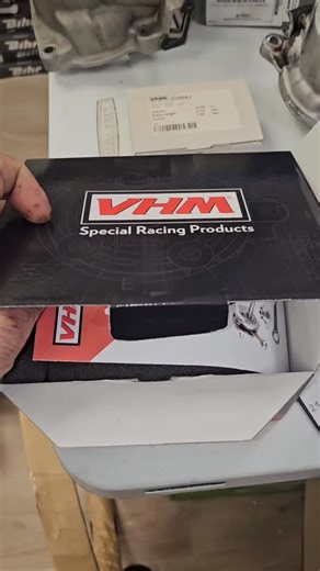 @vhmracingproducts | 2T Racing