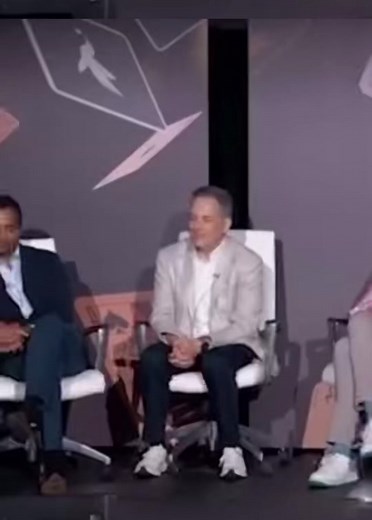 Elon takes major dumpage on Martin Eberhard #tesla #elonmusk #teslatok