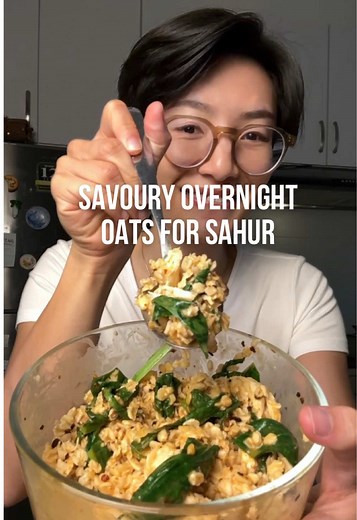 Delicious Savoury Overnight Oats for Sahur
