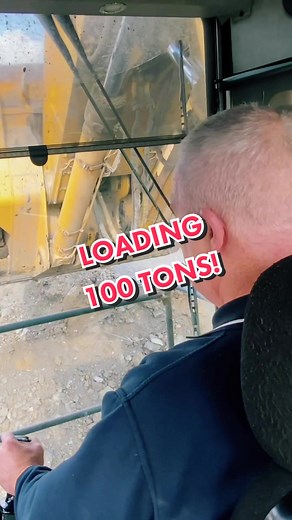 High Productivity with Komatsu PC3000 Excavator - Loading 100 Tons!