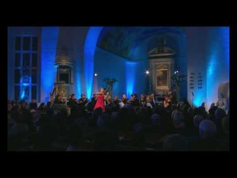 前回と同じ曲になりますが！こんなにパワフルな演奏は初めて！曲名：The Four Seasons – Winter（四季・冬）、Antonio Vivaldi 作曲。　ヴァイオリニスト：マリ・サミュエル