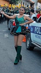 1.5K views · 37 reactions | Cachiporrista de los Cocodrilos Marching Band  #reeldecachiporristas #baileslatinos #belleza #viralreelsシ #cocodrilos | El Salvador Films | Facebook