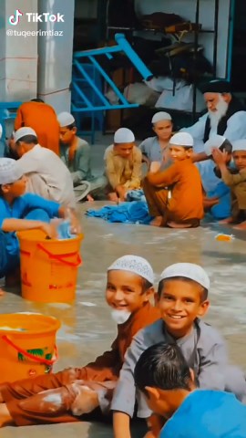 Embracing Islamic Vibes: A Journey of Unity