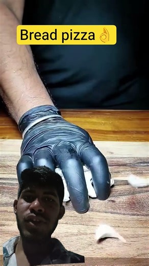 Cheesy garlic bread asmr | ultimate cheese pull | #shorts​#cheesybread​ #garlicbread