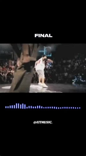 Explorando la música electrónica con Gigi D'Agostino