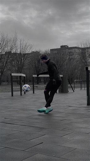 Kasimov Dmitriy on Instagram: "Low intensity day🔋 Calorie tracker: @calai.app Code: “KASIM”"