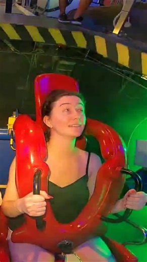 Wooooooo!! #slingshot #funtimes #bouncing #screamsofexcitement #trending#slingshotking #slingshotclub #slingshotchallenge #slingshotride #slingshotriders #slingshotridereaction #slingshotrider #ride #rider #rides #foryou #foryoupage #fyp #viral #fun