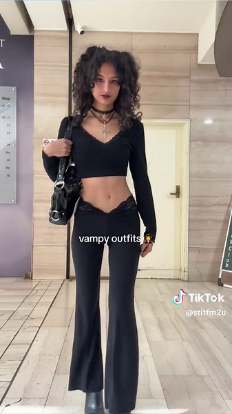 Vampy Outfits Inspiration for Your Favorite Vampire Fashion