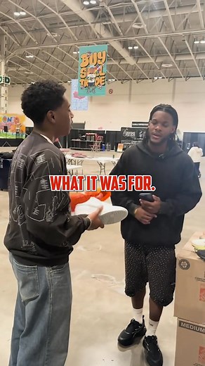 Text now #fblifestylechallenge #hueyjordan #culturekicks #jordanbucks #nikedunk #sportcards | Culture kick