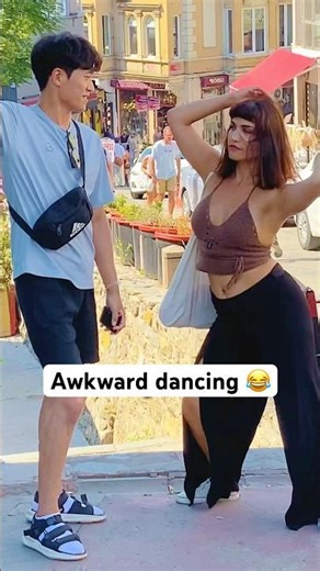 Awkward dancing in public! 💃😂 #shorts #prank