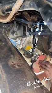 1.8K views · 64 reactions | Pitman arm puller #tools #mechanic #Humor #Funny #Lol #HowTo #Amazon #Review #lisle https://amzn.to/47Ym2gp | Carl's Garage | Facebook