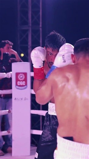 Intense action at the first edition of the India Knockout Nights