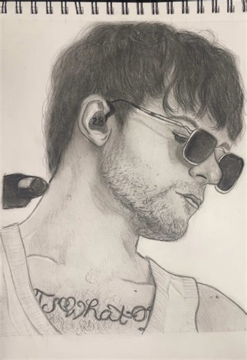 Lemonade out tomorrow 🍋🍋🍋 #lemonade #louistomlinson #onedirection #pencildrawing #sketchbook