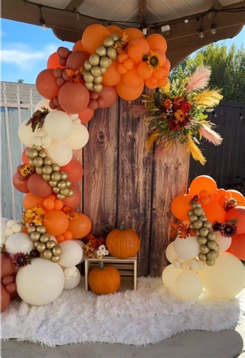 Thanksgiving Balloon Setup Ideas for 2024