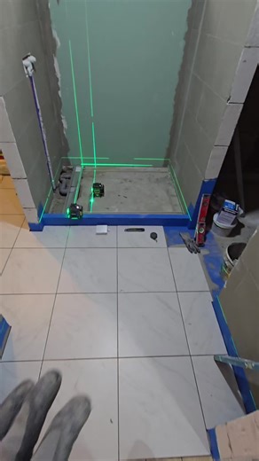 Installing a Shower Ladder and Shower Tray Under the Lighthouse