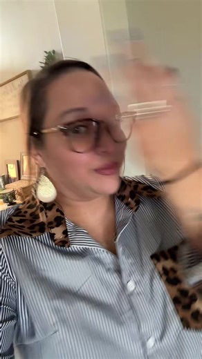 Pump yourself up already. If you don’t do it , we sure are NOT gonna wait for someone else to do it! Letssss go! 💜