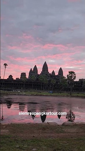 Amazing sunrise at Angkor Wat temple, World largest monument, Cambodia #angkorwat #khmertemple