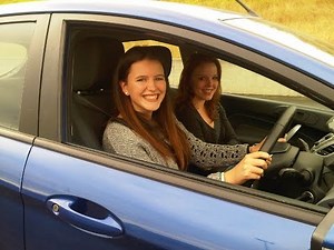 The perfect checklist for teaching your daughter to drive