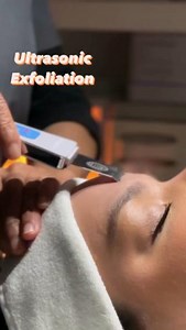 Ultrasonic exfoliation with the bt-micro ⚡️ Get the most out of your professional products by adding advanced skincare tools. 🎥 IG/ zonnyskincarestudio | Bio-Therapeutic