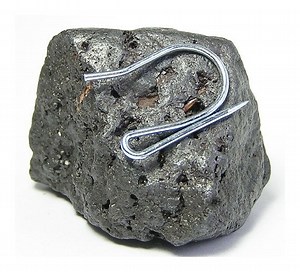 7 Strange Facts About Magnets - FIRST4MAGNETS® | BLOG | THE WORLD OF MAGNETS