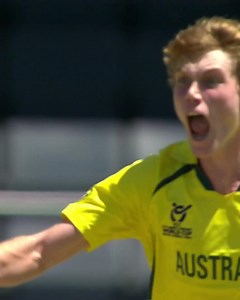 A sharp catch by Hugh Weibgen at backward point as Callum Vidler dismisses the dangerous Shahzaib Khan 👏 #U19WorldCup | ICC - International Cricket Council