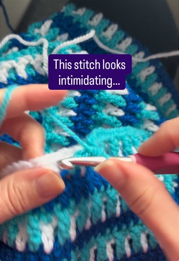 There’s a moment almost every crocheter has had. You see a stitch. It’s textured. It looks advanced. And your brain quietly says, “That’s probably not for me.” That hesitation makes sense. We’ve all been burned by patterns that look simple and turn out stressful. But here’s the truth about this stitch. It only looks complicated. Once it’s broken down, it’s logical. Repeatable. Predictable. And very beginner-friendly when it’s taught step by step. You don’t need bravery to try it. You just need a