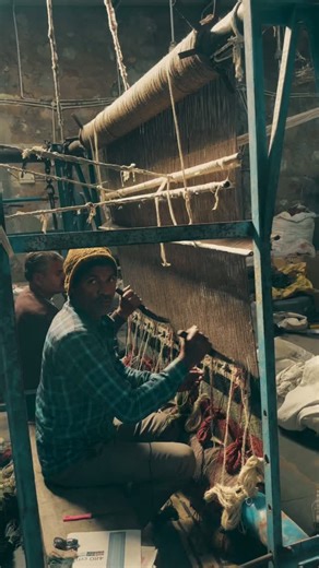 Some rugs are made for trends. Hand-knotted rugs are made for time 🧶✨ Each knot is tied by hand, built to last decades—and often generations. #HandKnotted #HandmadeRugs #TimelessCraft #ArtisanMade #LuxuryRugs HeritageWeaving SlowLuxury Craftsmanship VimlaInternational | Vimla International