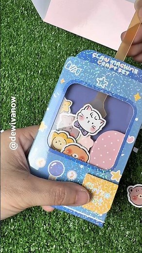 Claw machine from paper #dewivanow #clawmachine #papercraft #gatcha