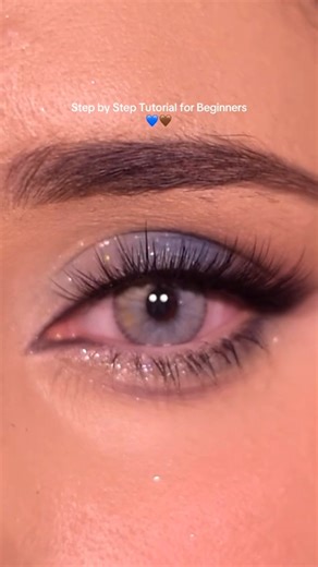 Blue Eye Look Tut For Beginners💙🤎 #stepbystep#makeup#tutorial#eyemakeup#begginerfriendly#shorts#fyp