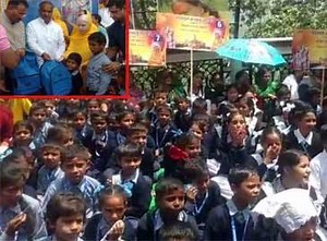 15K views · 113 reactions | Mussoorie: Jagadguru Kripalu Parishat distributes bags, stationery items to 800 students | The Times of India | Facebook