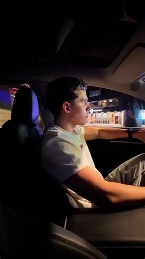 Impossible slider shot inside car 👀 Shot with djiglobal Osmo Pocket 3 and kesslercrane Cine Slider