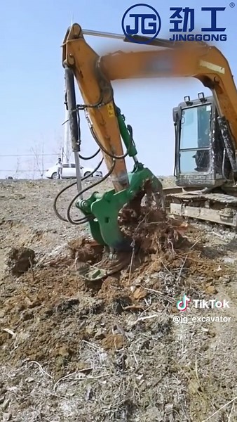 Easily Handles Stubborn Tree Roots #RootDiggingMagicTool #Machinery #EfficientOperation