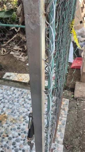 @toolkit_store on Instagram: "DIY door latch with car safety lock #diy"