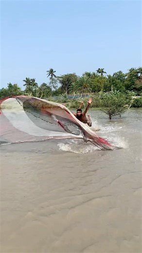 This is a new system for Net Fishing. #reels #fishinglife #foryou #bigfish #viral #fishingvideo