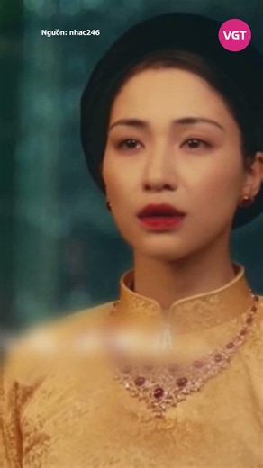 Hoa Minzy's portrayal of Empress Nam Phuong goes viral in Thailand, fans share regrets