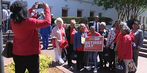 Former educators push for more state assistance for retirees