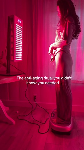 Morning Hack: Vibration Plate & Red Light Therapy