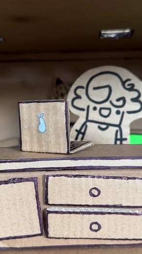Discovering the Sad Truth: Cardboard's Internet Adventures