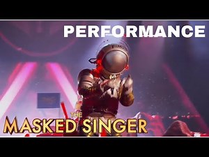 Astronaut sings “If I Can’t Have You” by Shawn Mendes | The Masked Singer | Season 3