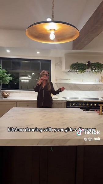 Kitchen dancing with your best girls is peak adulthood. And I’ll go to bat for that every damn day.🤝🏼 #girlsnight #momsoftiktok #momsover30 #fyp #besties