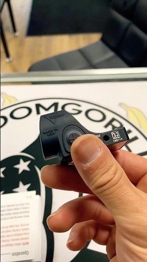 How to turn Trijicon pistol red dots on and off - RMR, SRO, RMR HD #trijiconrmr #Trijiconsro